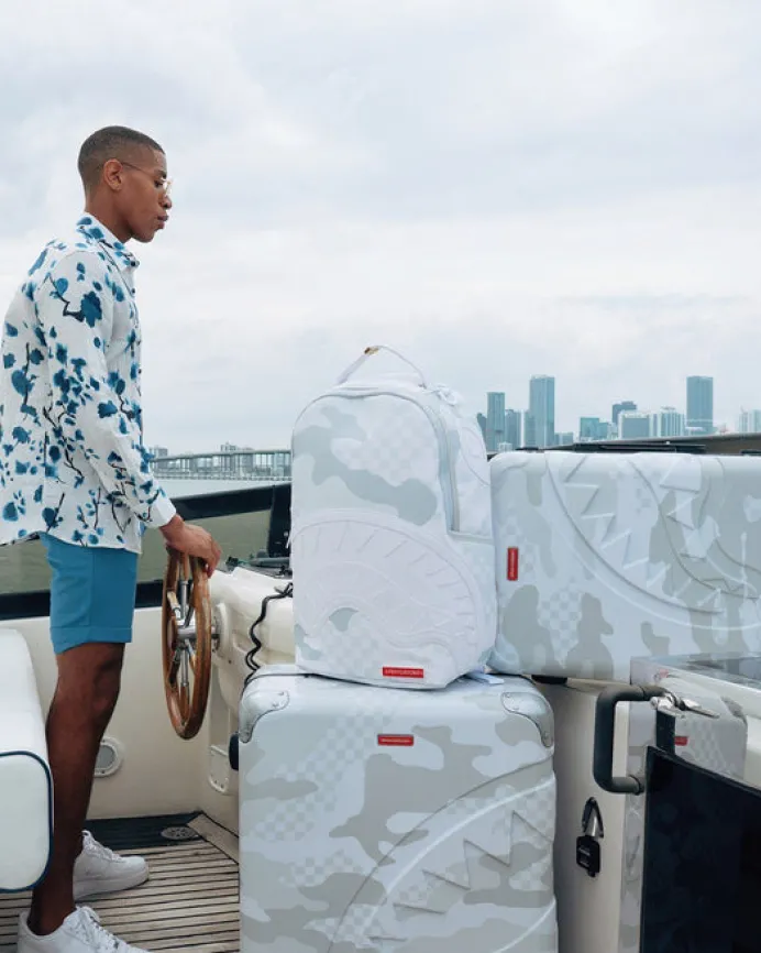 3AM LE BLANC SHARKNAUTICS HARDSHELL FULL-SIZE LUGGAGE