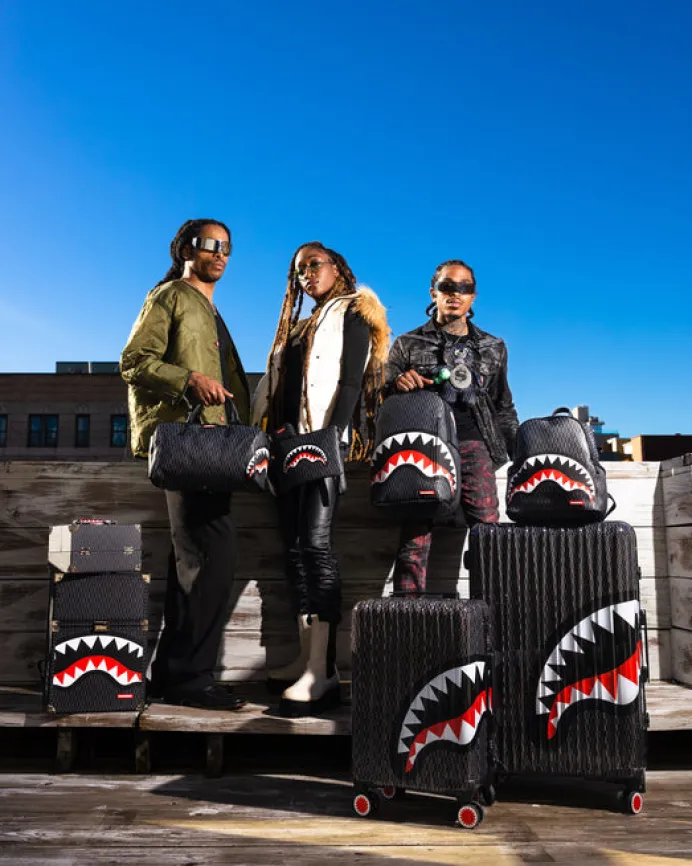 SPRAYGATTI REVV SHARKNAUTICS HARDSHELL FULL-SIZE LUGGAGE