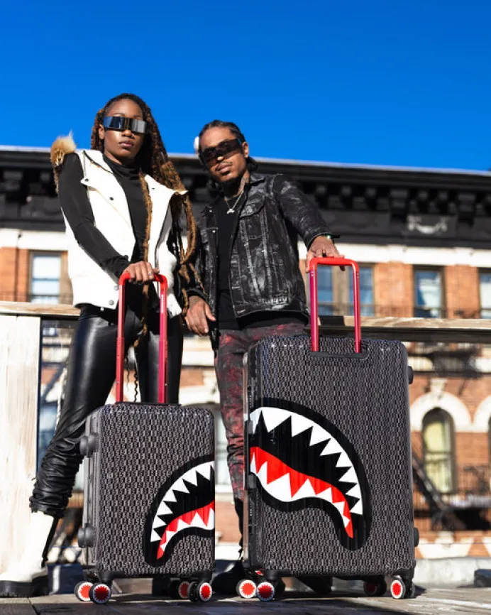 SPRAYGATTI REVV SHARKNAUTICS HARDSHELL CARRY-ON LUGGAGE