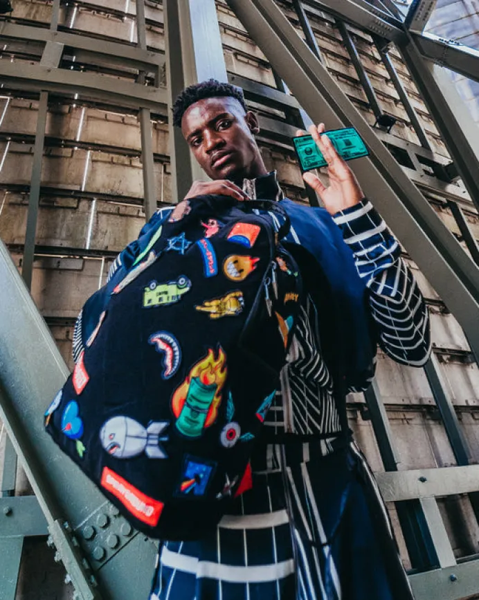 THE 32 REMOVABLE PATCHES VELCRO BACKPACK