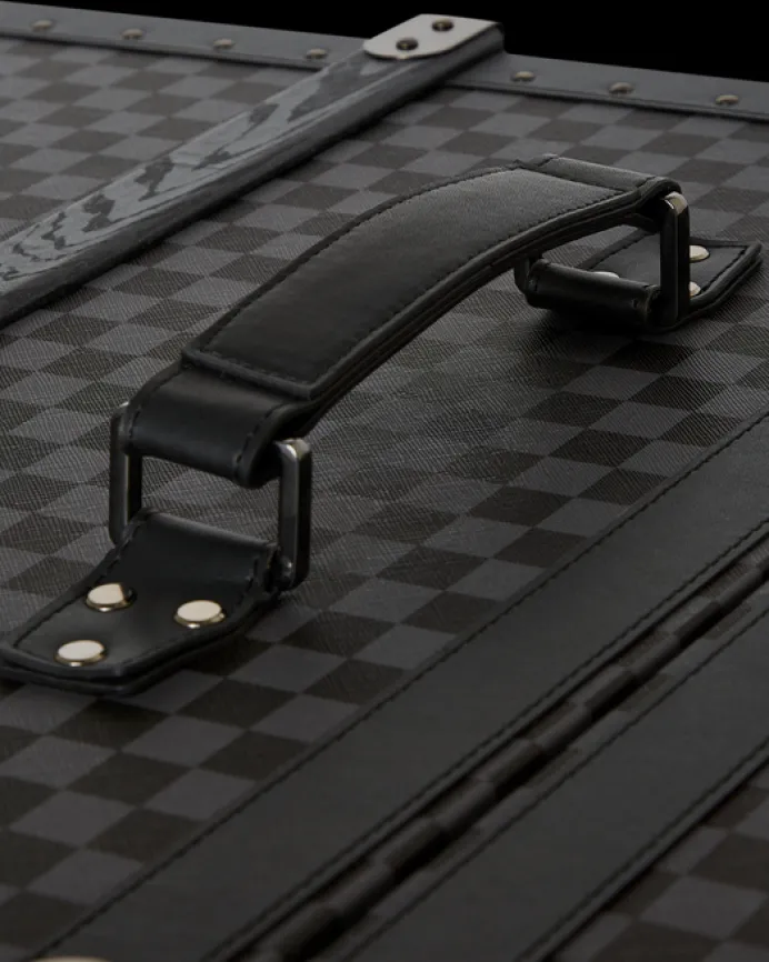 VANQUISH II WARDROBE TRUNK