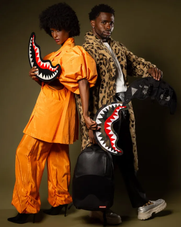 VELCRO SHARK - 3 INTERCHANGEABLE SHARKS BACKPACK (DLXV)